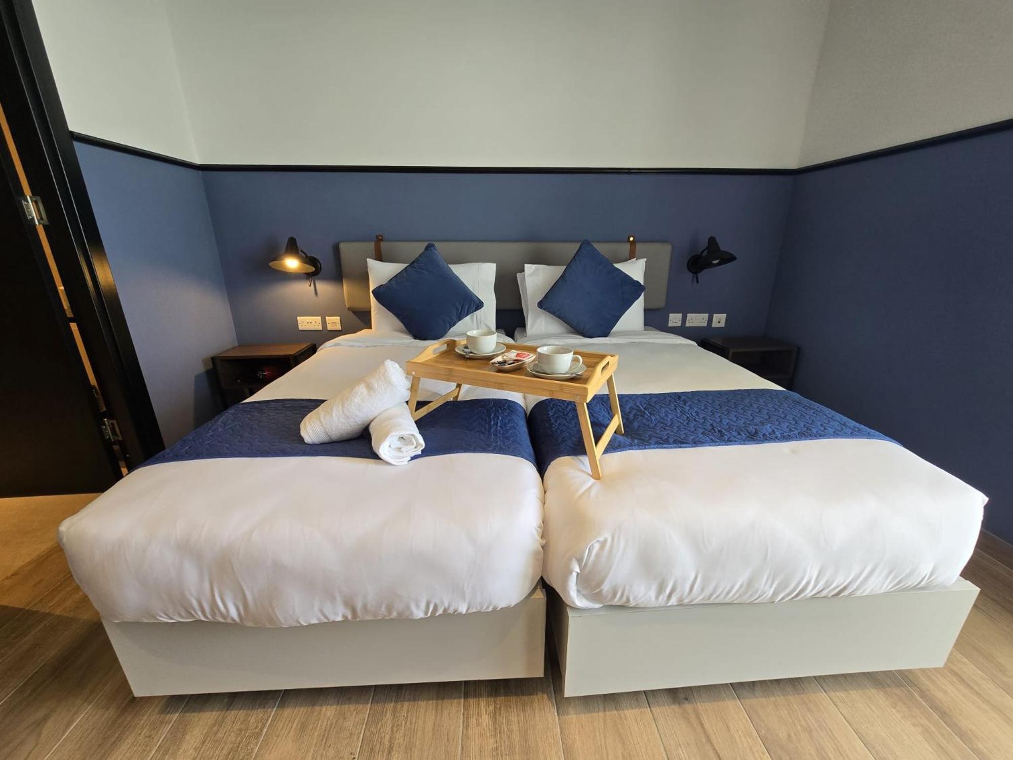 South32 Hotel Birżebbuġa Bagian luar foto