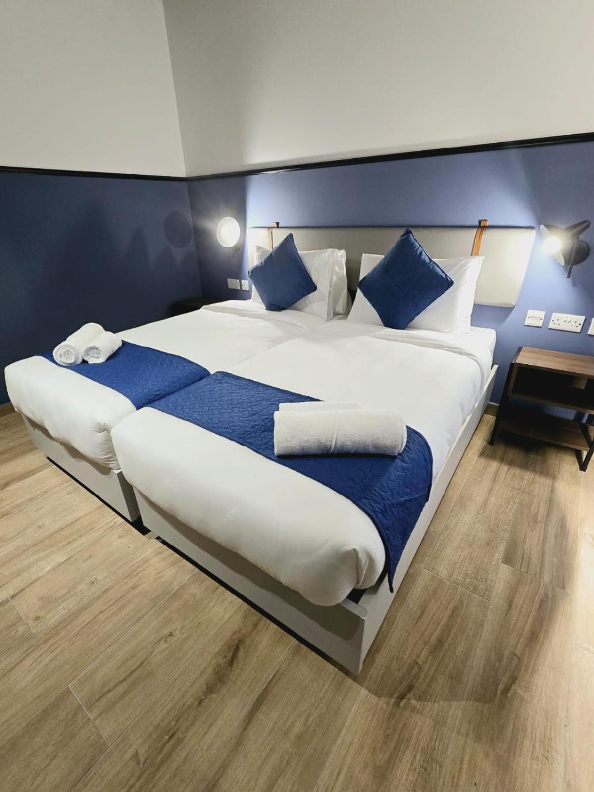 South32 Hotel Birżebbuġa Bagian luar foto