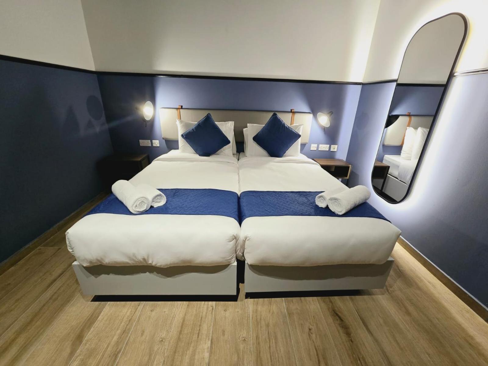 South32 Hotel Birżebbuġa Bagian luar foto