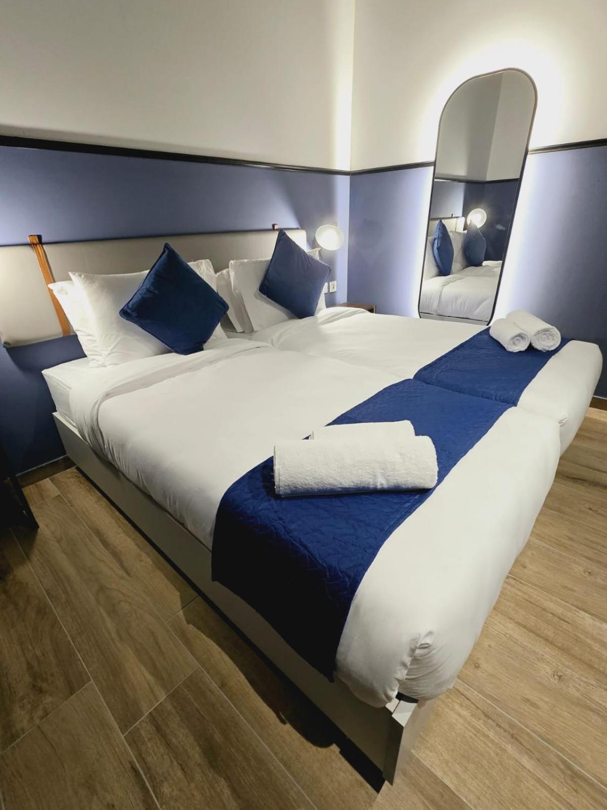 South32 Hotel Birżebbuġa Bagian luar foto